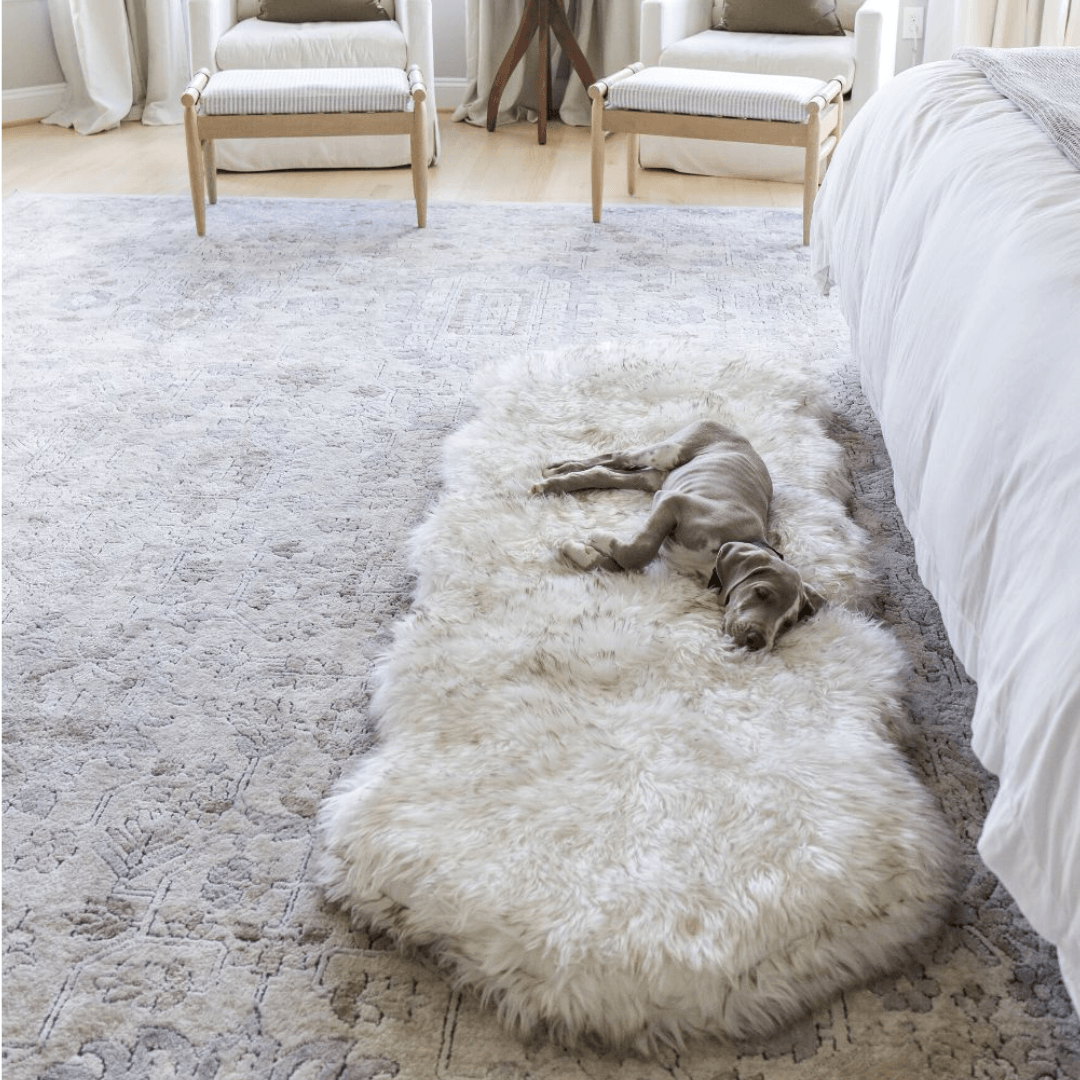 Faux Fur and Memory Foam Dog Bed - Curve White with Brown Accents