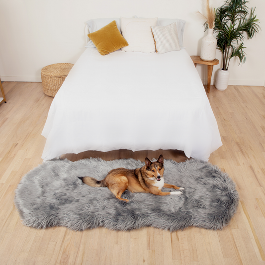 Dog bed made of faux fur with memory foam - anthracite grey