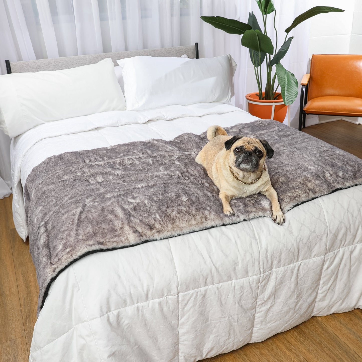 Waterproof bed runner for dogs - Chinchilla