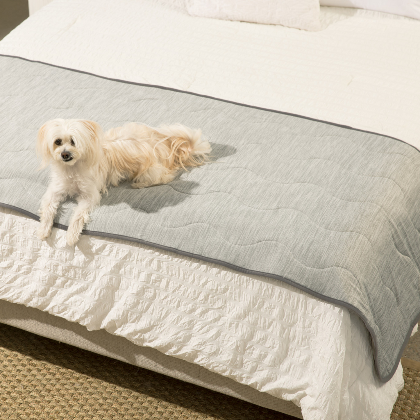 Cooling Waterproof Dog Blanket - Arctic Grey