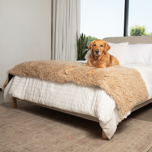Waterproof Bed Runner for Dogs - Plush Sheep Tan